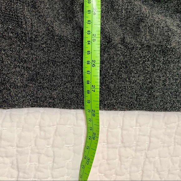 Top - Picture 3 of 6